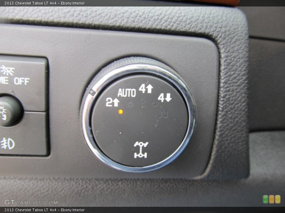 Ebony Interior Controls for the 2013 Chevrolet Tahoe LT 4x4 #74172929