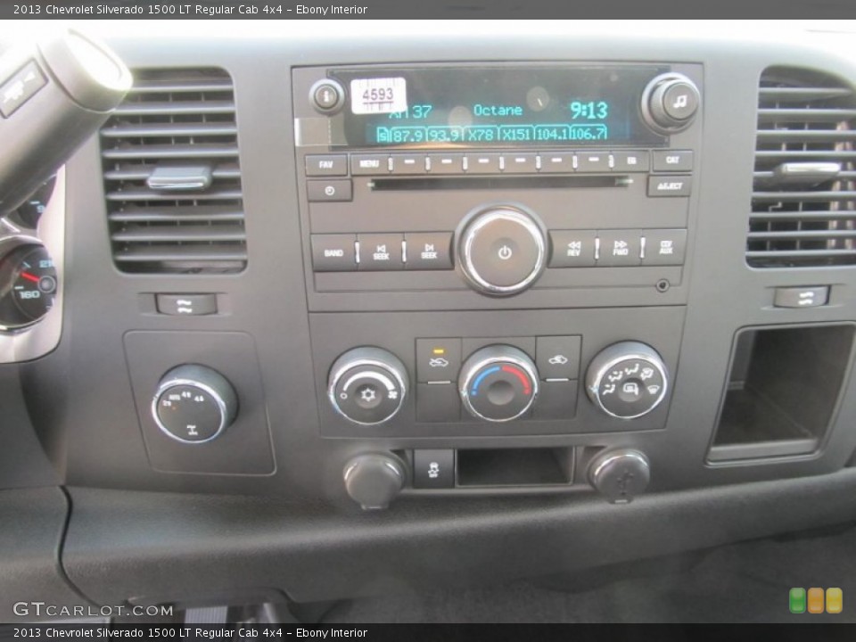 Ebony Interior Controls for the 2013 Chevrolet Silverado 1500 LT Regular Cab 4x4 #74173387