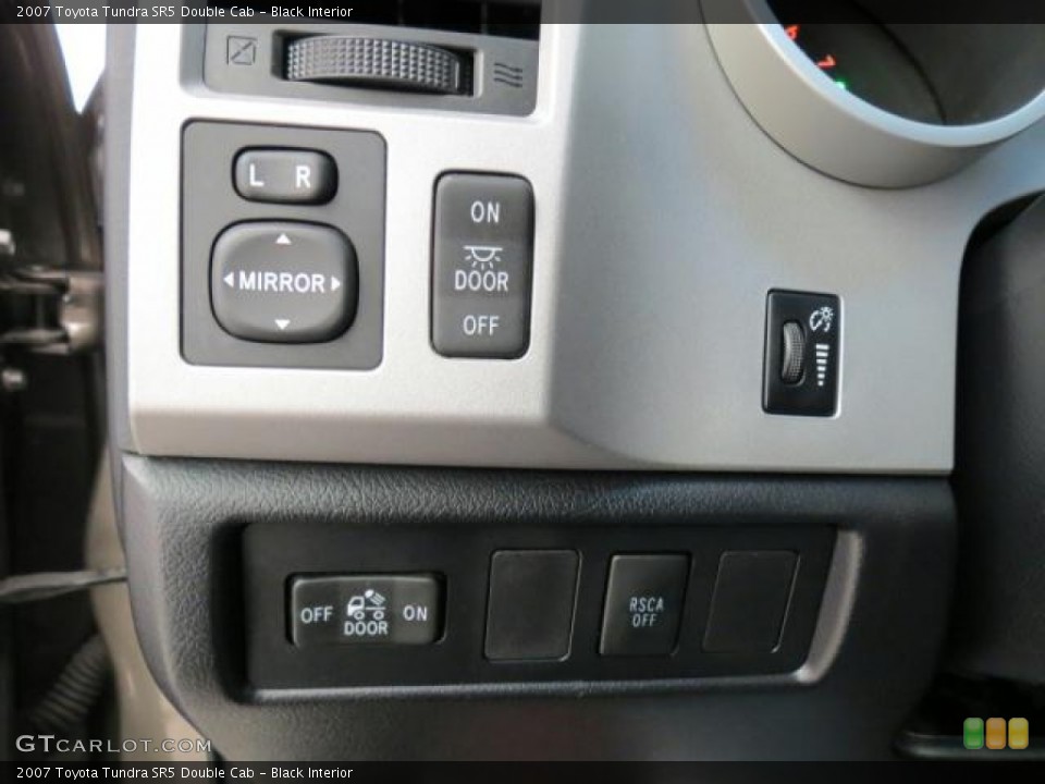 Black Interior Controls for the 2007 Toyota Tundra SR5 Double Cab #74190829