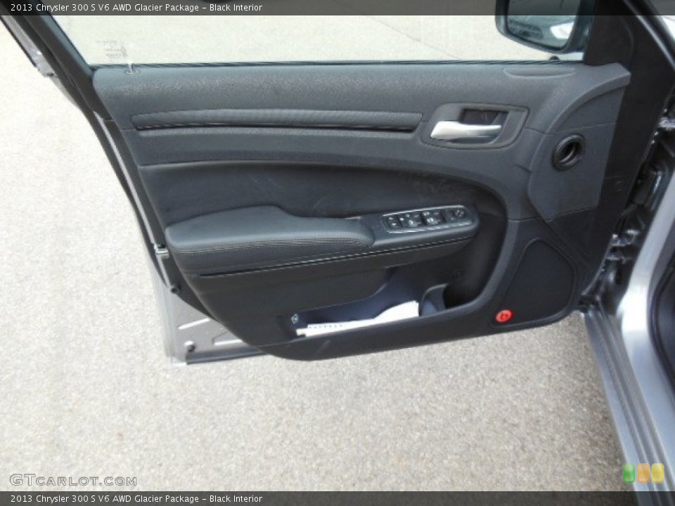 Black Interior Door Panel for the 2013 Chrysler 300 S V6 AWD Glacier Package #74203021