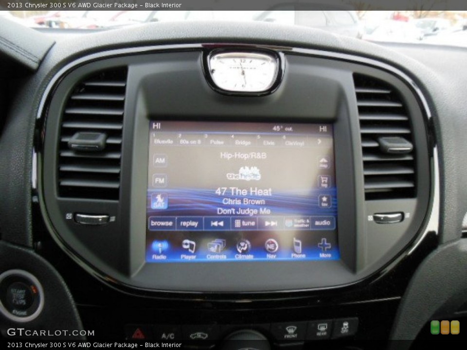 Black Interior Controls for the 2013 Chrysler 300 S V6 AWD Glacier Package #74203114