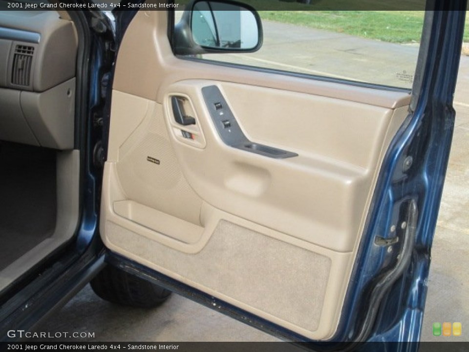 Sandstone Interior Door Panel for the 2001 Jeep Grand Cherokee Laredo 4x4 #74218530