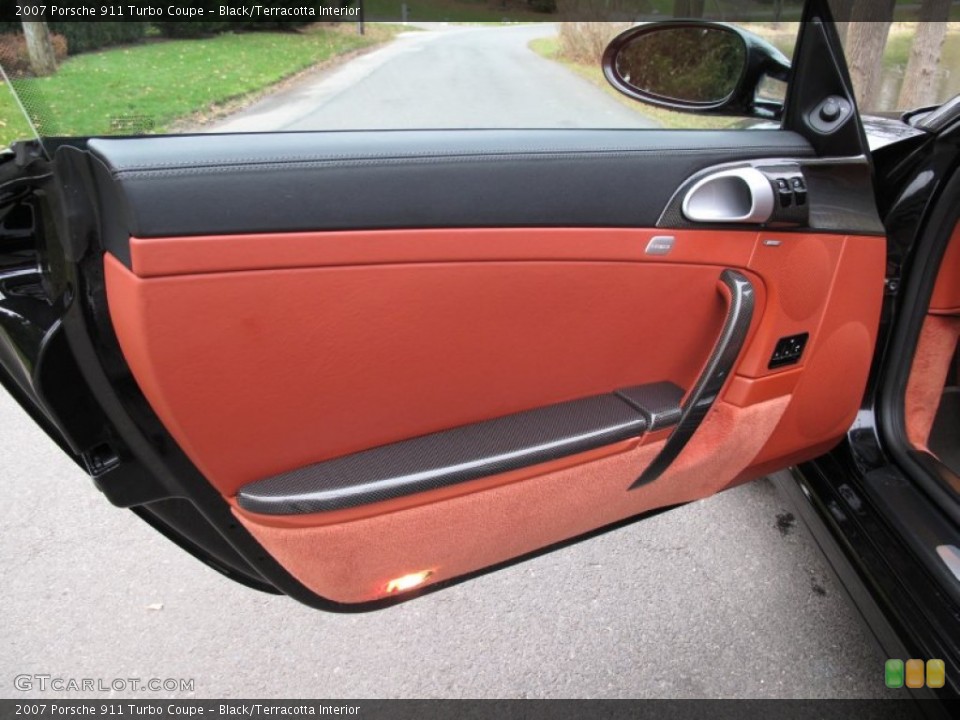 Black/Terracotta Interior Door Panel for the 2007 Porsche 911 Turbo Coupe #74226227