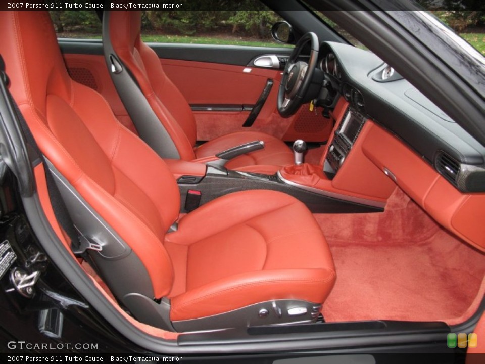 Black/Terracotta Interior Photo for the 2007 Porsche 911 Turbo Coupe #74226268