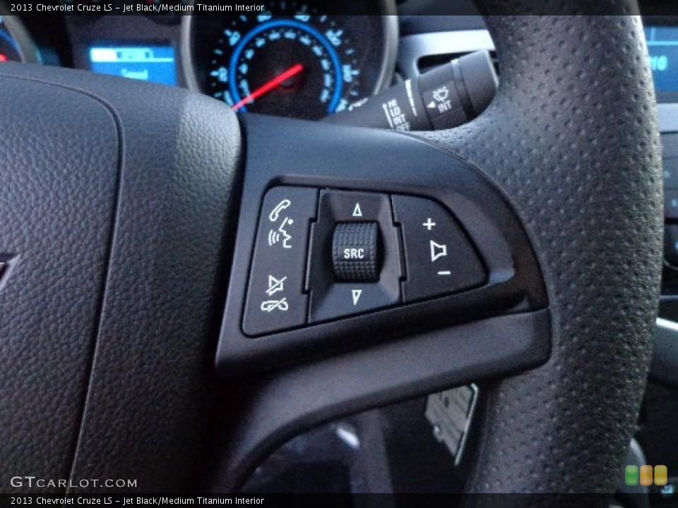 Jet Black/Medium Titanium Interior Controls for the 2013 Chevrolet Cruze LS #74231294