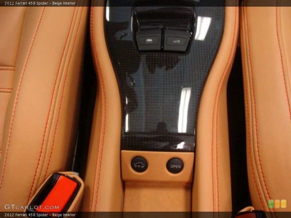 Beige Interior Controls for the 2012 Ferrari 458 Spider #74234402