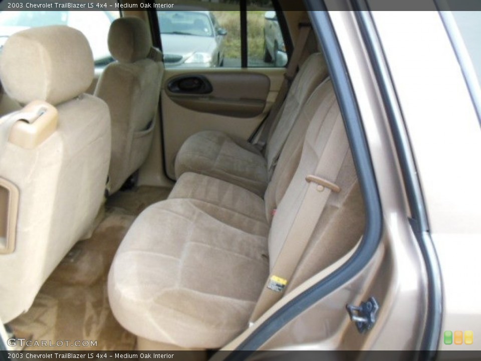 Medium Oak Interior Rear Seat for the 2003 Chevrolet TrailBlazer LS 4x4 #74240873