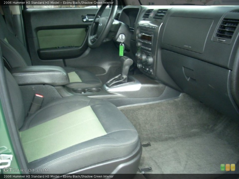 Ebony Black/Shadow Green Interior Photo for the 2006 Hummer H3  #74257634