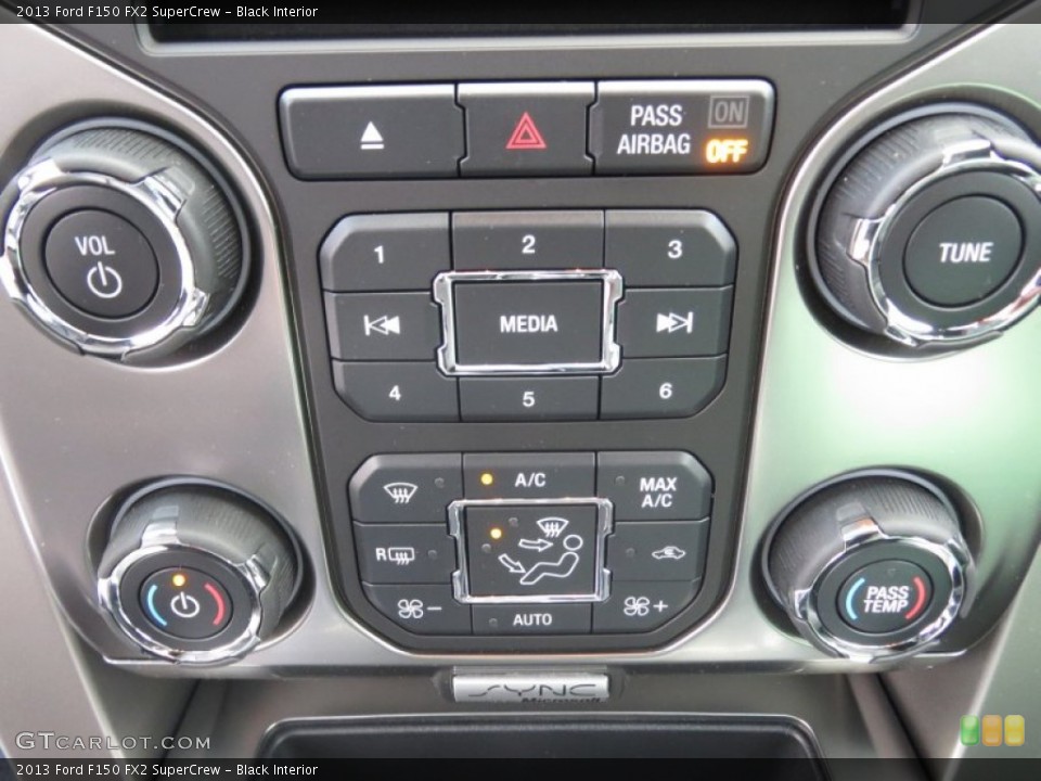 Black Interior Controls for the 2013 Ford F150 FX2 SuperCrew #74284408