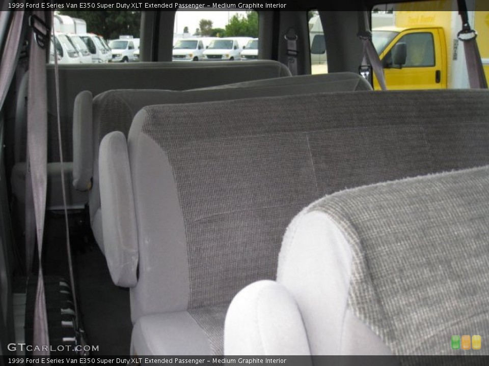 Medium Graphite Interior Photo for the 1999 Ford E Series Van E350 Super Duty XLT Extended Passenger #74287855
