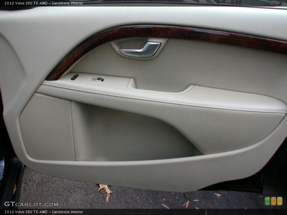 Sandstone Interior Door Panel for the 2010 Volvo S80 T6 AWD #74289925