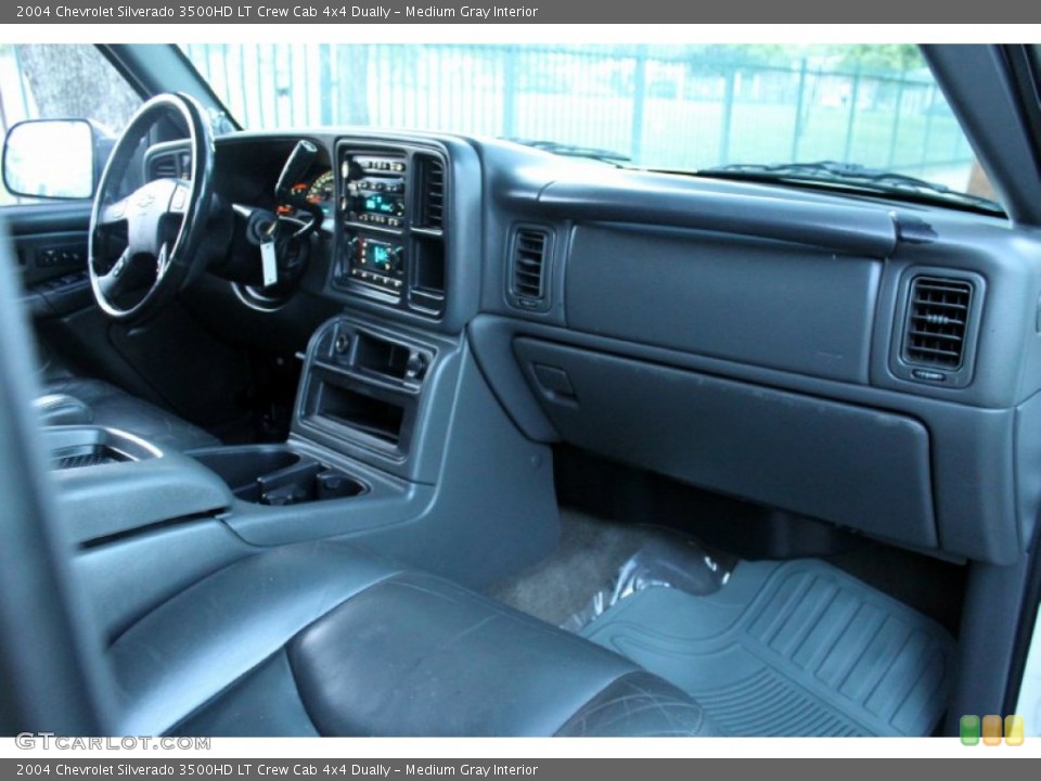 Medium Gray Interior Dashboard for the 2004 Chevrolet Silverado 3500HD LT Crew Cab 4x4 Dually #74295736