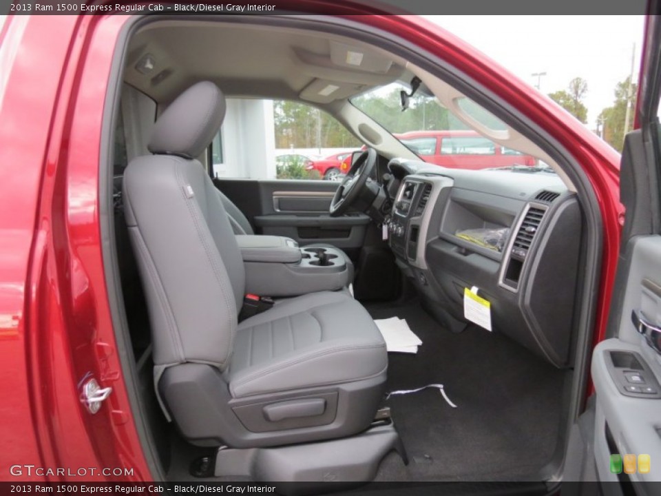 Black/Diesel Gray Interior Photo for the 2013 Ram 1500 Express Regular Cab #74312081