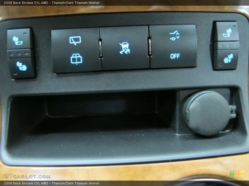 Titanium/Dark Titanium Interior Controls for the 2008 Buick Enclave CXL AWD #74312933