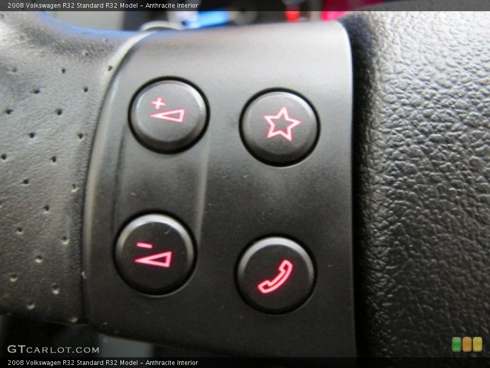 Anthracite Interior Controls for the 2008 Volkswagen R32  #74313876