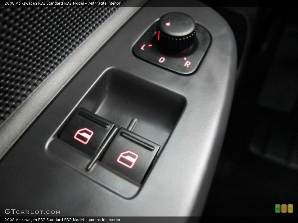 Anthracite Interior Controls for the 2008 Volkswagen R32  #74313920