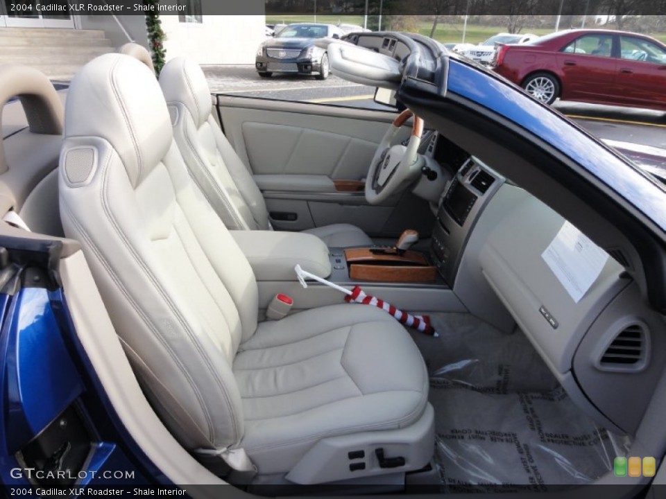 Shale Interior Photo for the 2004 Cadillac XLR Roadster #74318932