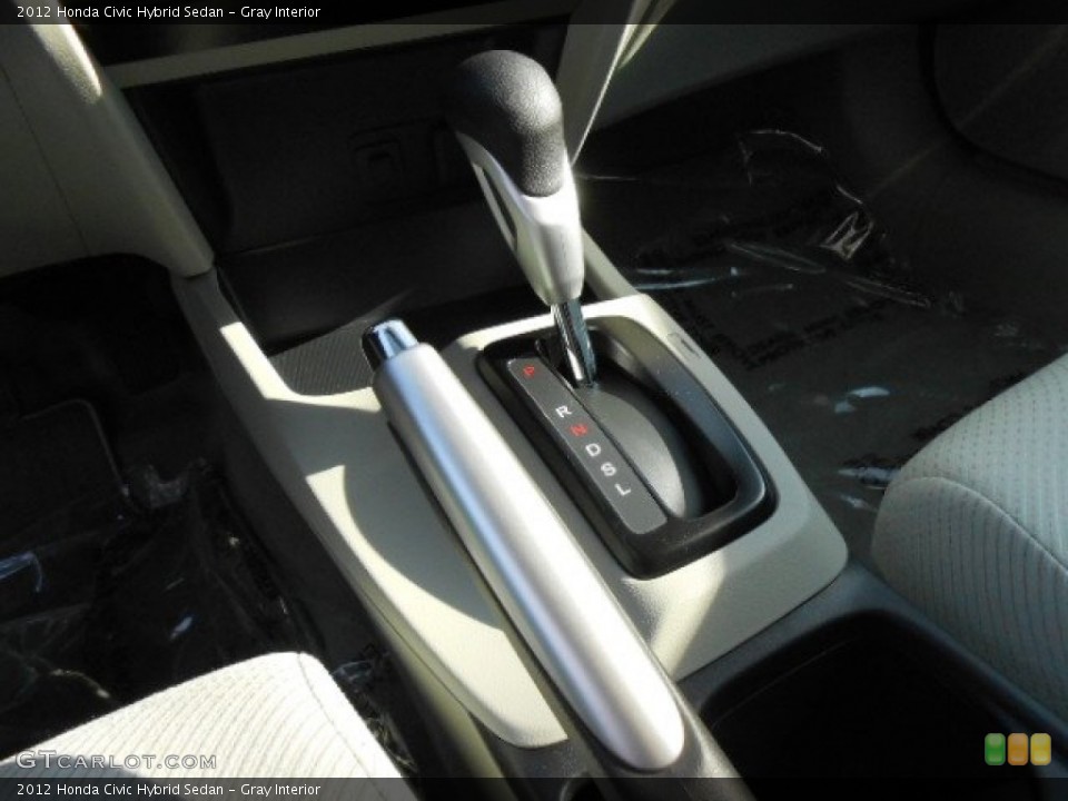 Gray Interior Transmission for the 2012 Honda Civic Hybrid Sedan #74320638