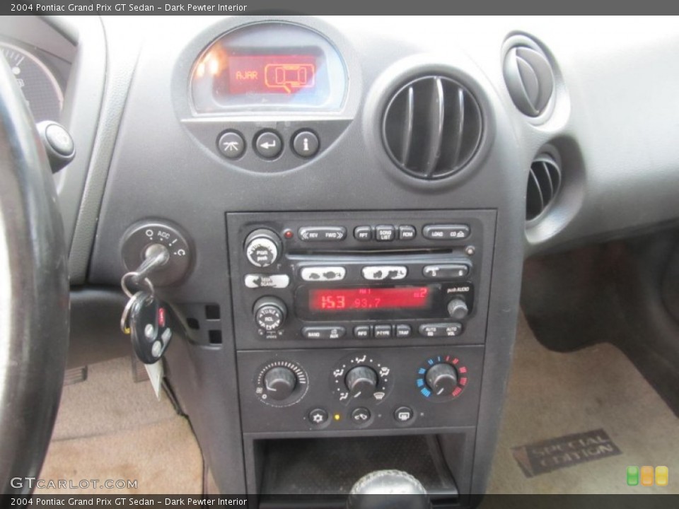 Dark Pewter Interior Controls for the 2004 Pontiac Grand Prix GT Sedan #74321126