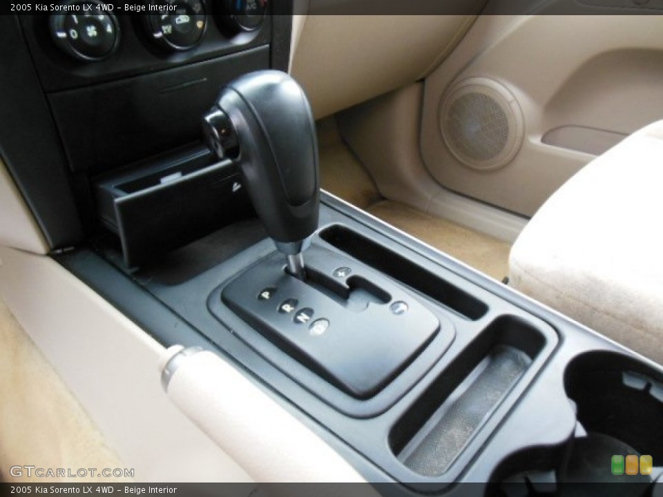Beige Interior Transmission for the 2005 Kia Sorento LX 4WD #74322743