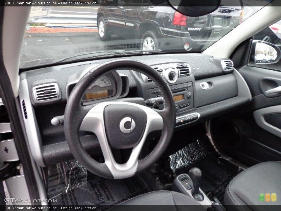 Design Black Interior Dashboard for the 2008 Smart fortwo pure coupe #74329139