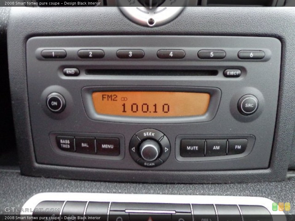 Design Black Interior Controls for the 2008 Smart fortwo pure coupe #74329230