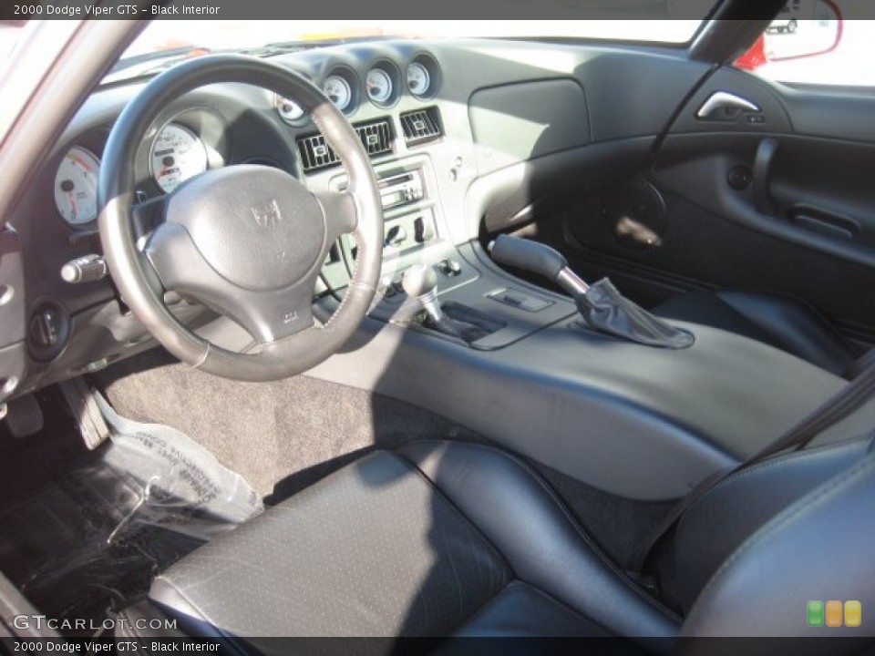Black Interior Prime Interior for the 2000 Dodge Viper GTS #74334068