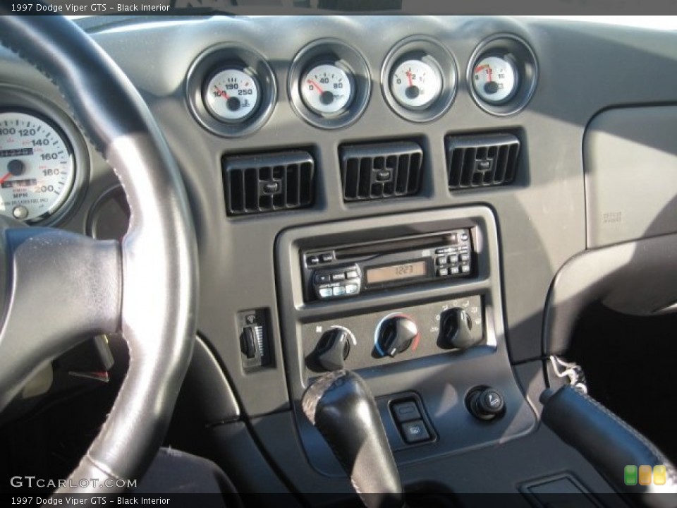 Black Interior Controls for the 1997 Dodge Viper GTS #74335922