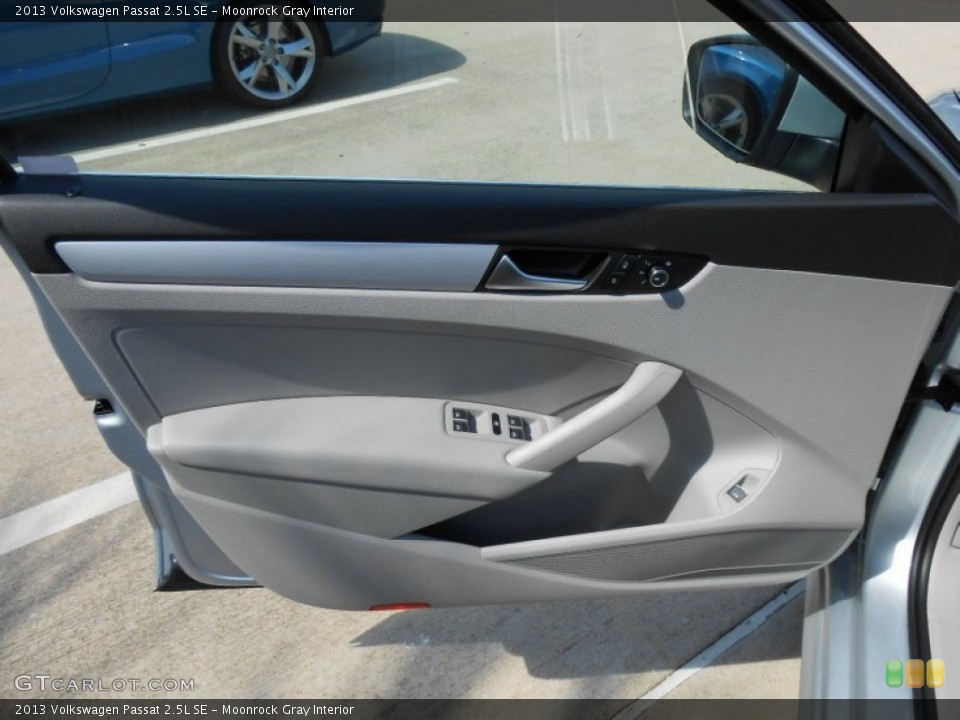 Moonrock Gray Interior Door Panel for the 2013 Volkswagen Passat 2.5L SE #74337265