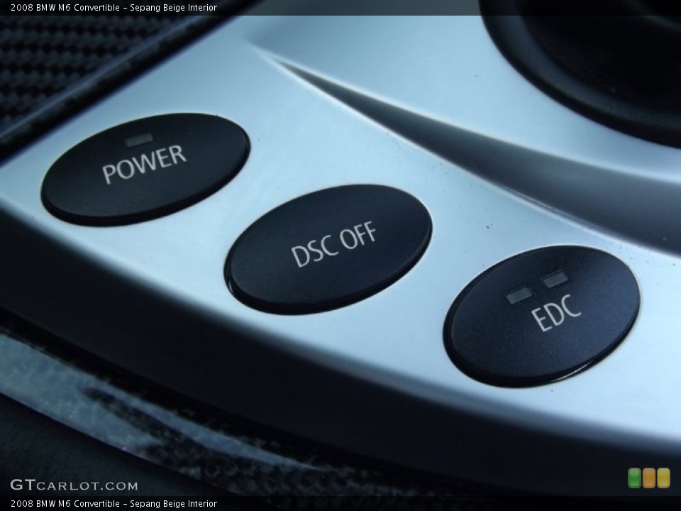 Sepang Beige Interior Controls for the 2008 BMW M6 Convertible #74350094