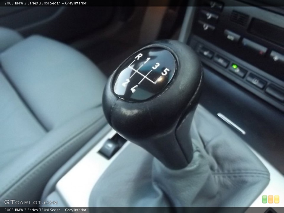 Grey Interior Transmission for the 2003 BMW 3 Series 330xi Sedan #74350964