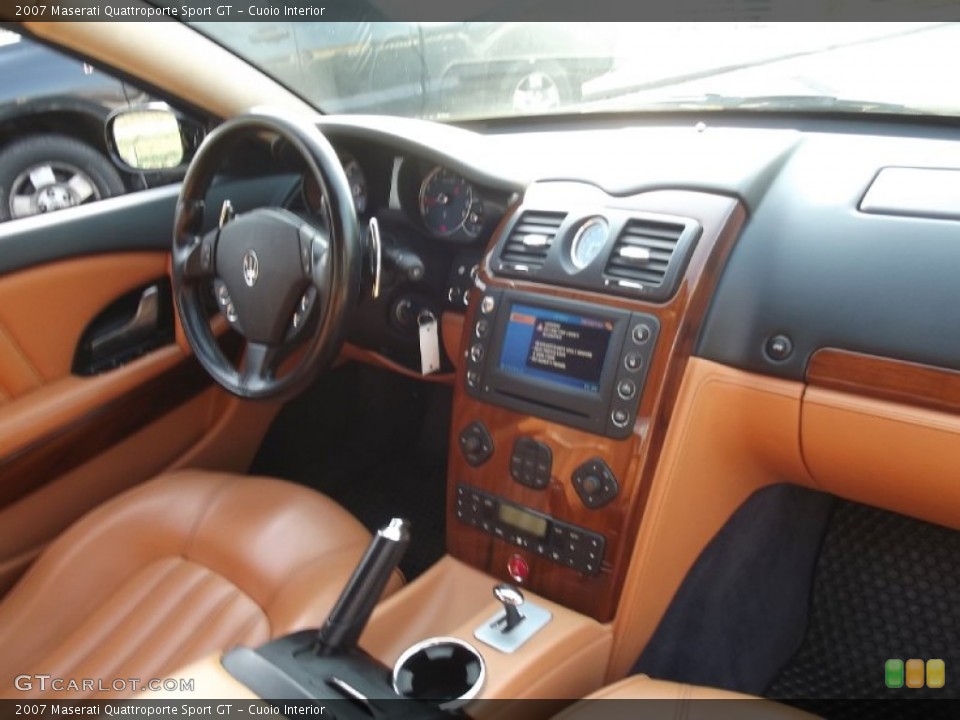 Cuoio Interior Dashboard for the 2007 Maserati Quattroporte Sport GT #74355272