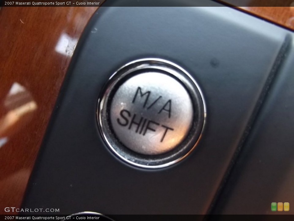 Cuoio Interior Controls for the 2007 Maserati Quattroporte Sport GT #74355578