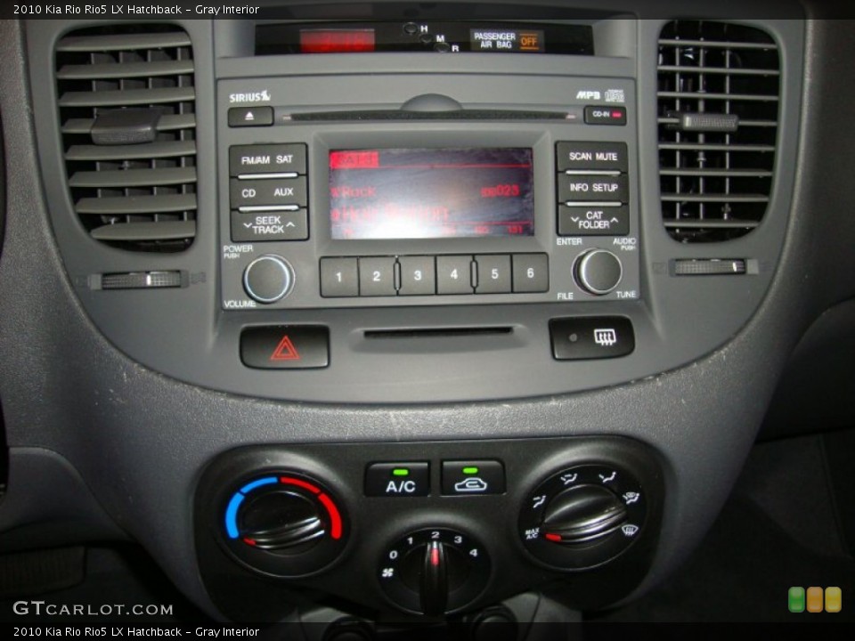 Gray Interior Controls for the 2010 Kia Rio Rio5 LX Hatchback #74356991