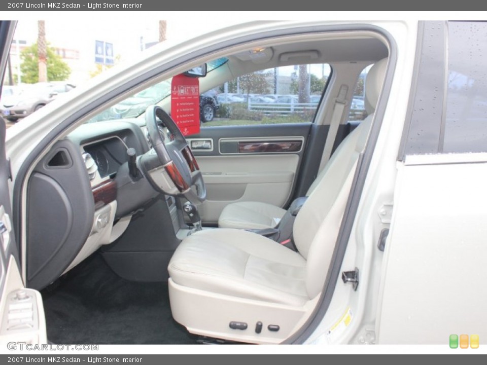 Light Stone Interior Photo for the 2007 Lincoln MKZ Sedan #74360612