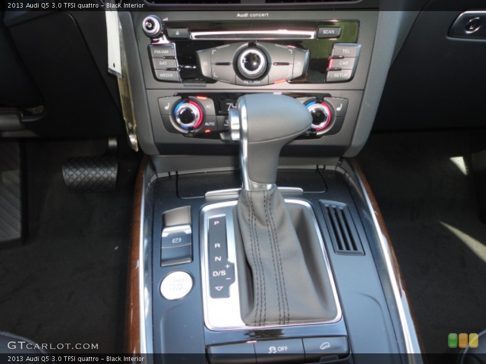 Black Interior Transmission for the 2013 Audi Q5 3.0 TFSI quattro #74370739