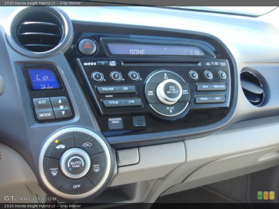 Gray Interior Controls for the 2010 Honda Insight Hybrid LX #74371476