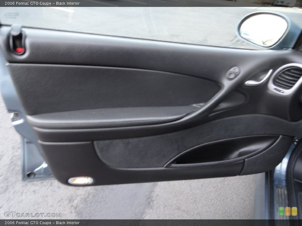 Black Interior Door Panel for the 2006 Pontiac GTO Coupe #74380351