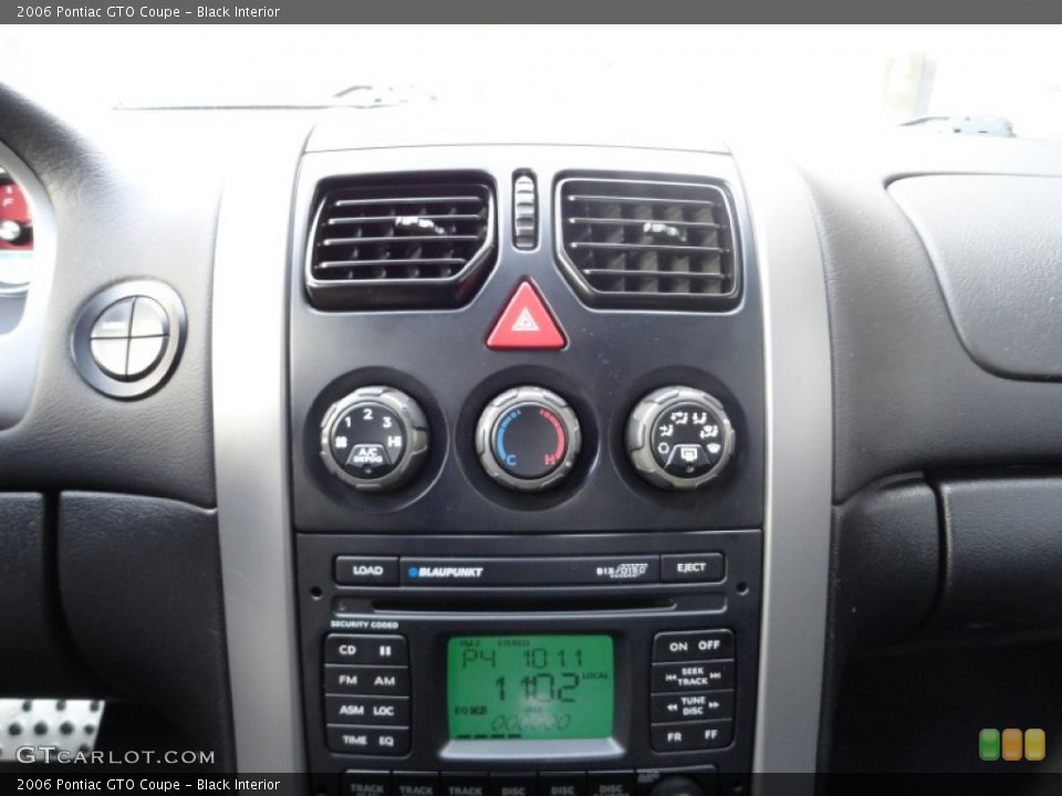 Black Interior Controls for the 2006 Pontiac GTO Coupe #74380552