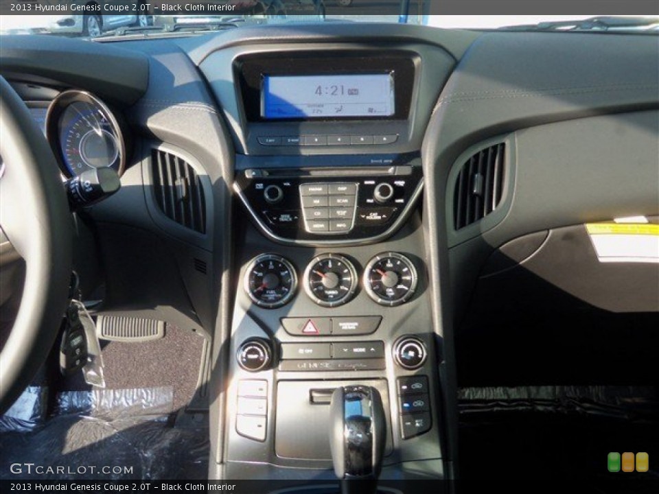 Black Cloth Interior Controls for the 2013 Hyundai Genesis Coupe 2.0T #74395492