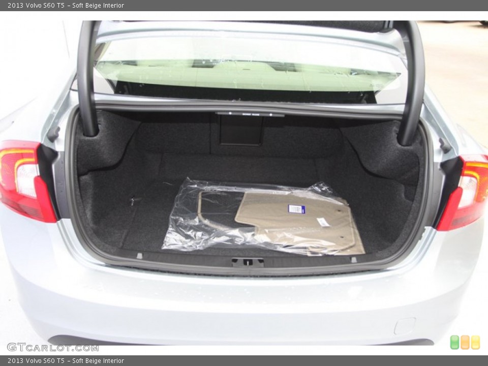 Soft Beige Interior Trunk for the 2013 Volvo S60 T5 #74398800