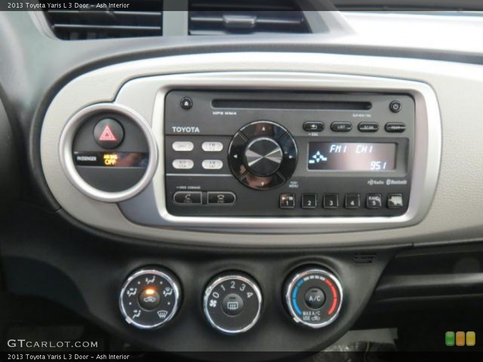 Ash Interior Controls for the 2013 Toyota Yaris L 3 Door #74409974