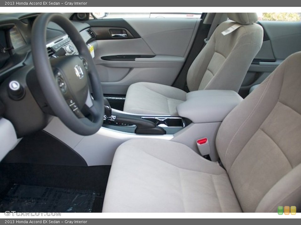 Gray Interior Photo for the 2013 Honda Accord EX Sedan #74424397