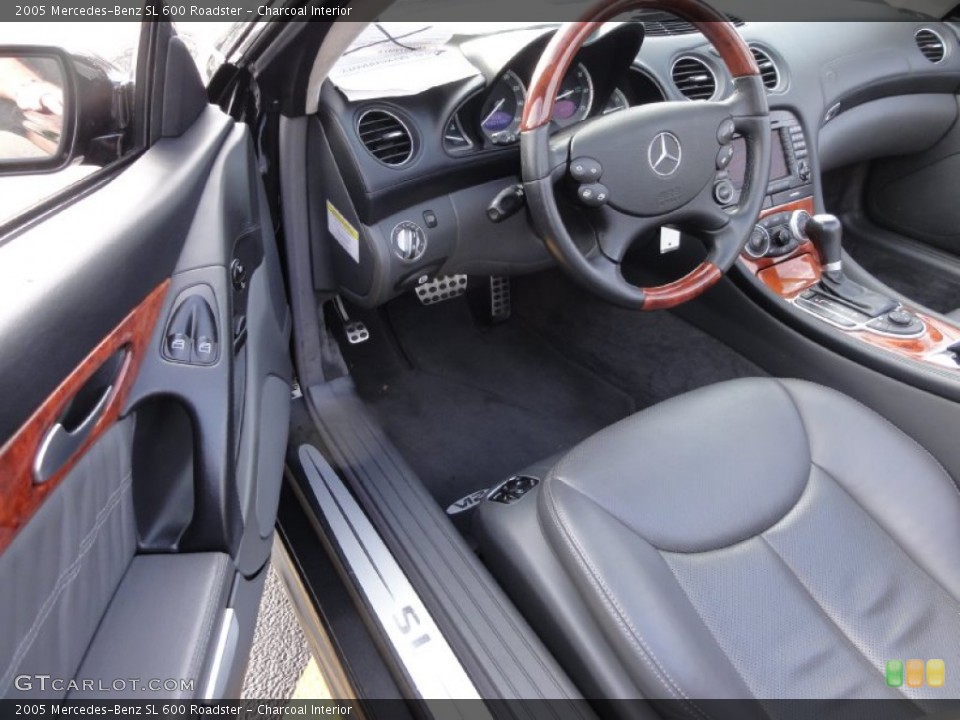 Charcoal Interior Photo for the 2005 Mercedes-Benz SL 600 Roadster #74436578