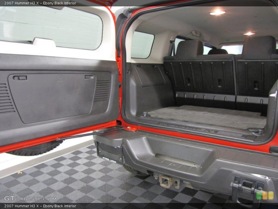 Ebony Black Interior Trunk for the 2007 Hummer H3 X #74437408