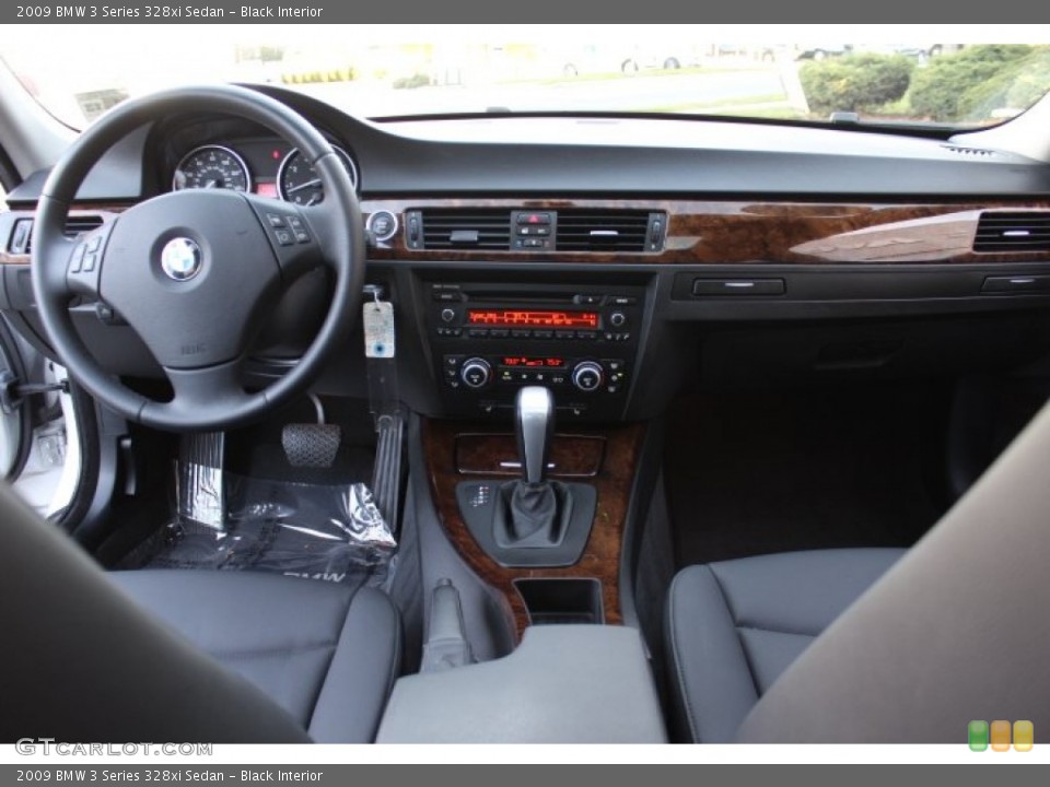 Black Interior Dashboard for the 2009 BMW 3 Series 328xi Sedan #74438270