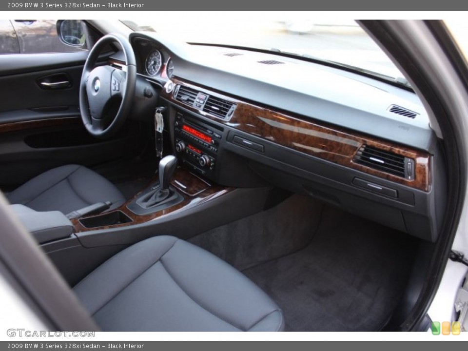 Black Interior Dashboard for the 2009 BMW 3 Series 328xi Sedan #74438426