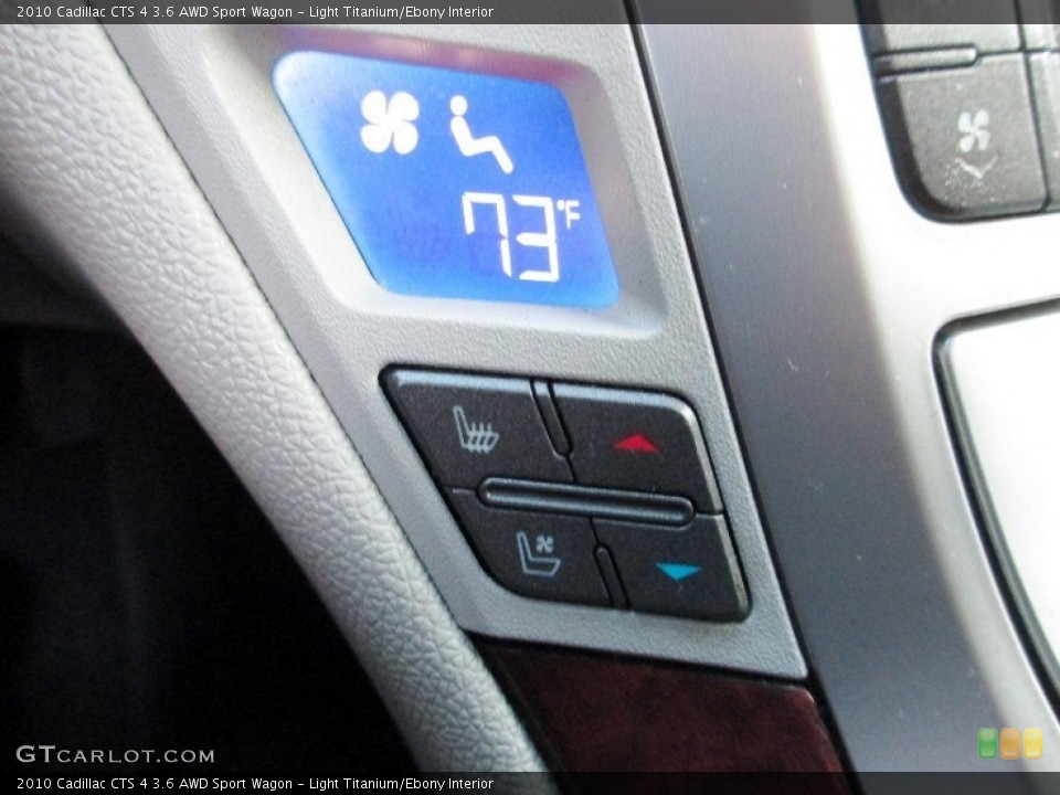 Light Titanium/Ebony Interior Controls for the 2010 Cadillac CTS 4 3.6 AWD Sport Wagon #74443077