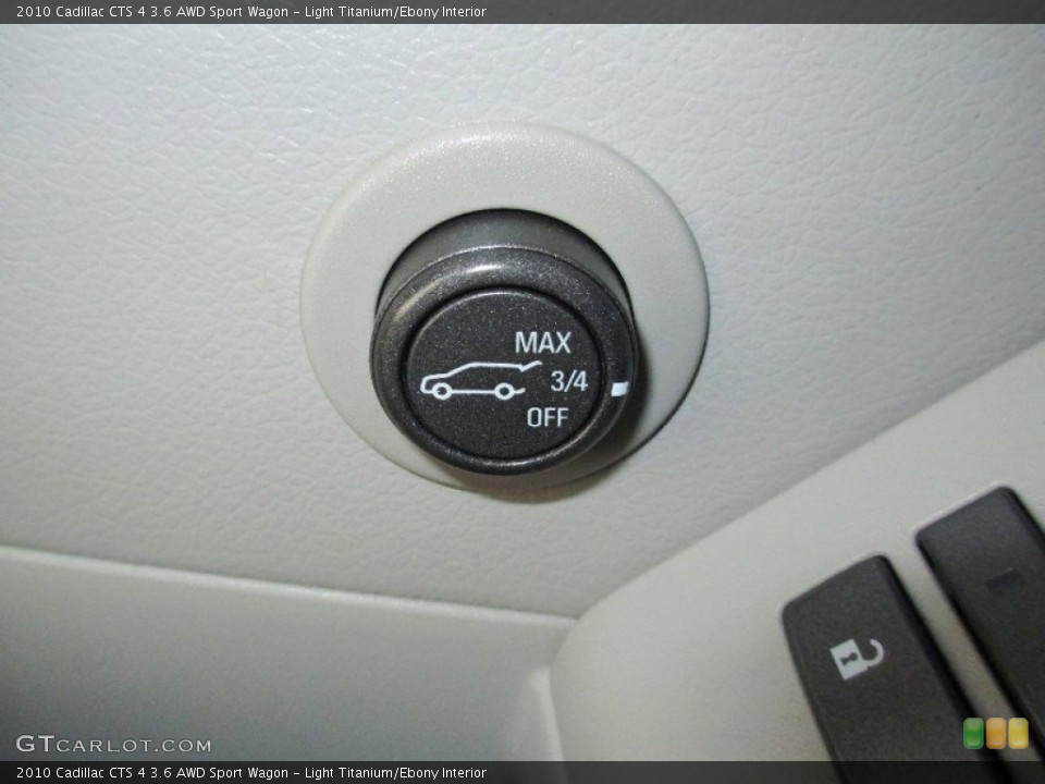 Light Titanium/Ebony Interior Controls for the 2010 Cadillac CTS 4 3.6 AWD Sport Wagon #74443208