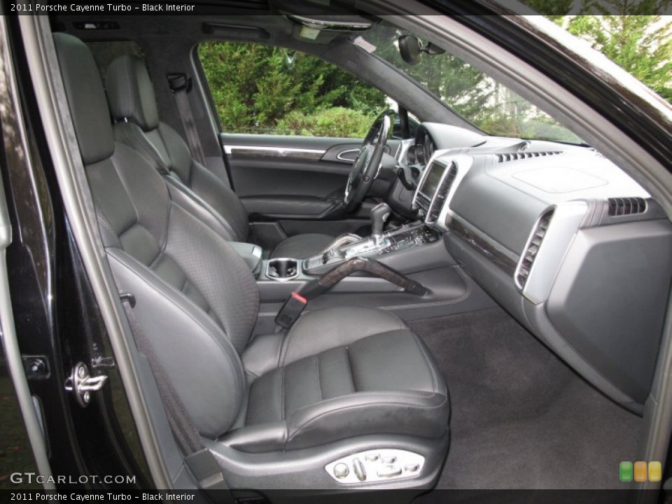 Black Interior Photo for the 2011 Porsche Cayenne Turbo #74443493